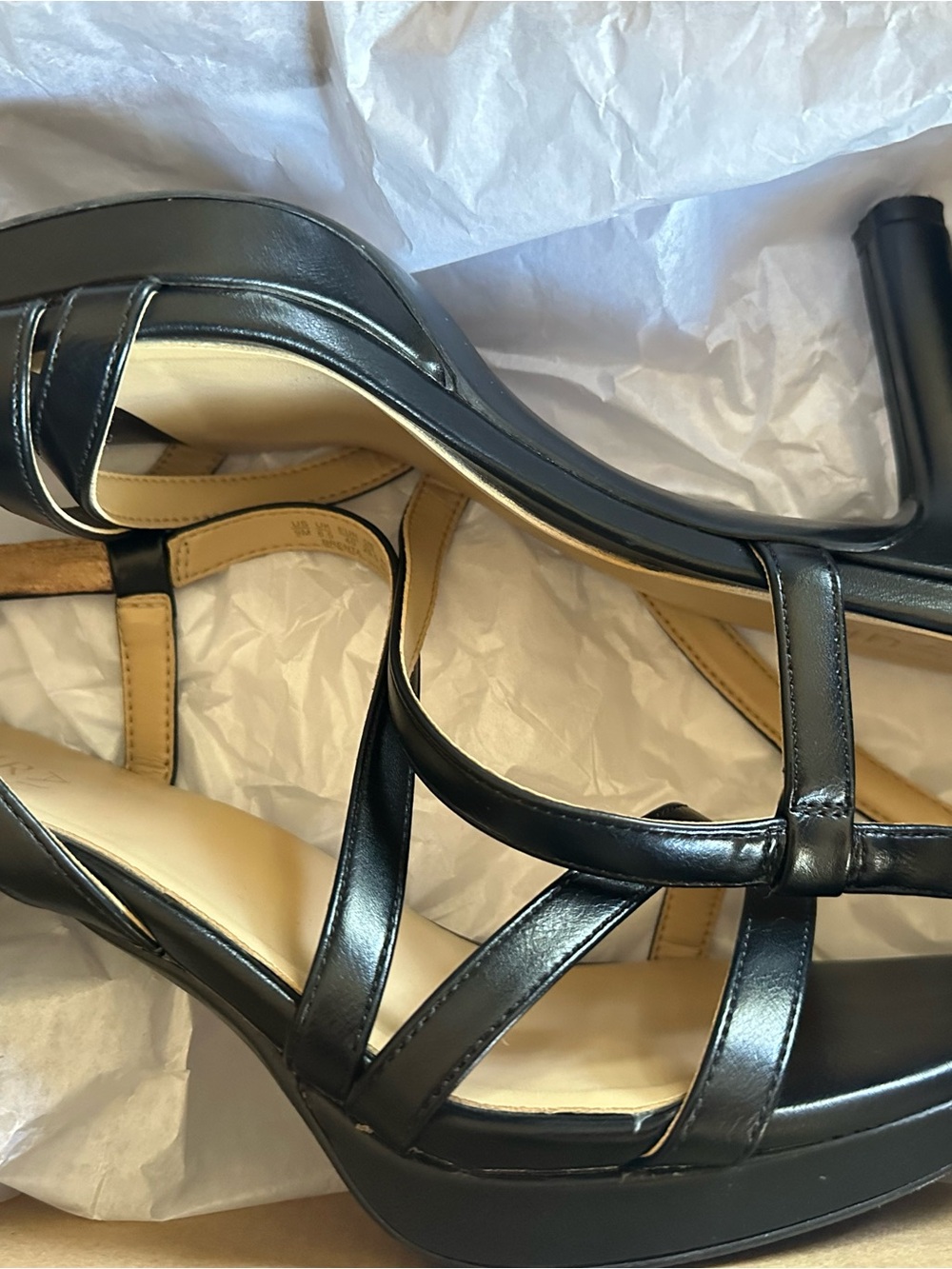 Naturalizer Brenta Black Strappy Women's Dress Sandals - Picture 10 of 11
